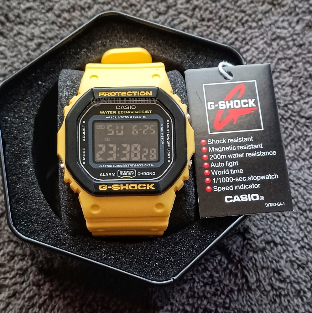 💥SOLD💥CASIO G-SHOCK DW5600WB - Picture 1 of 10
